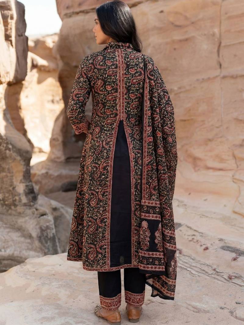 Women Ethnic Motifs Printed Regular  Cotton Kurta with Trousers & With Dupatta