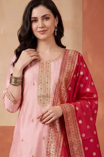 Women Ethnic Motifs Embroidered Regular Thread Work Kurta with Trousers & With Dupatta