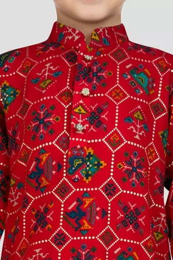 Boys' red kurta and patiala set
