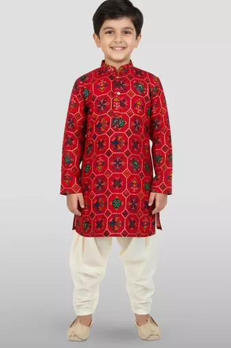 Boys' red kurta and patiala set