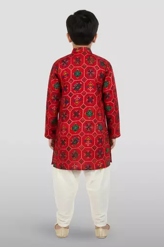 Boys' red kurta and patiala set
