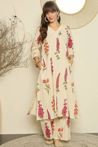 Women Floral Printed Thread Work Kurta with Palazzos