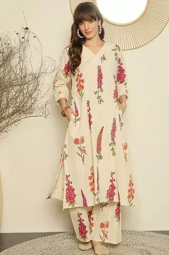 Women Floral Printed Regular Thread Work Kurta with Palazzos
