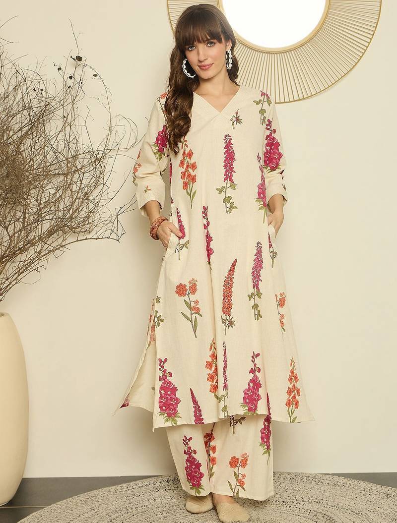Women Floral Printed Regular Thread Work Kurta with Palazzos