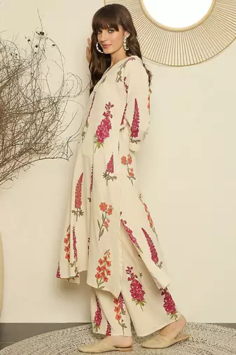 Women Floral Printed Regular Thread Work Kurta with Palazzos