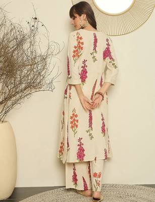 Women Floral Printed Regular Thread Work Kurta with Palazzos 5