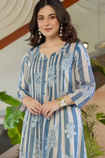 Floral Printed Round Neck A-Line Pure Cotton Kurta With Trousers