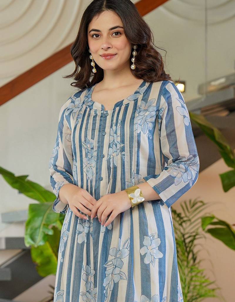 Floral Printed Round Neck A-Line Pure Cotton Kurta With Trousers