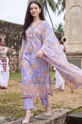 Women Floral Printed Regular Thread Work Linen Kurta with Trousers & With Dupatta