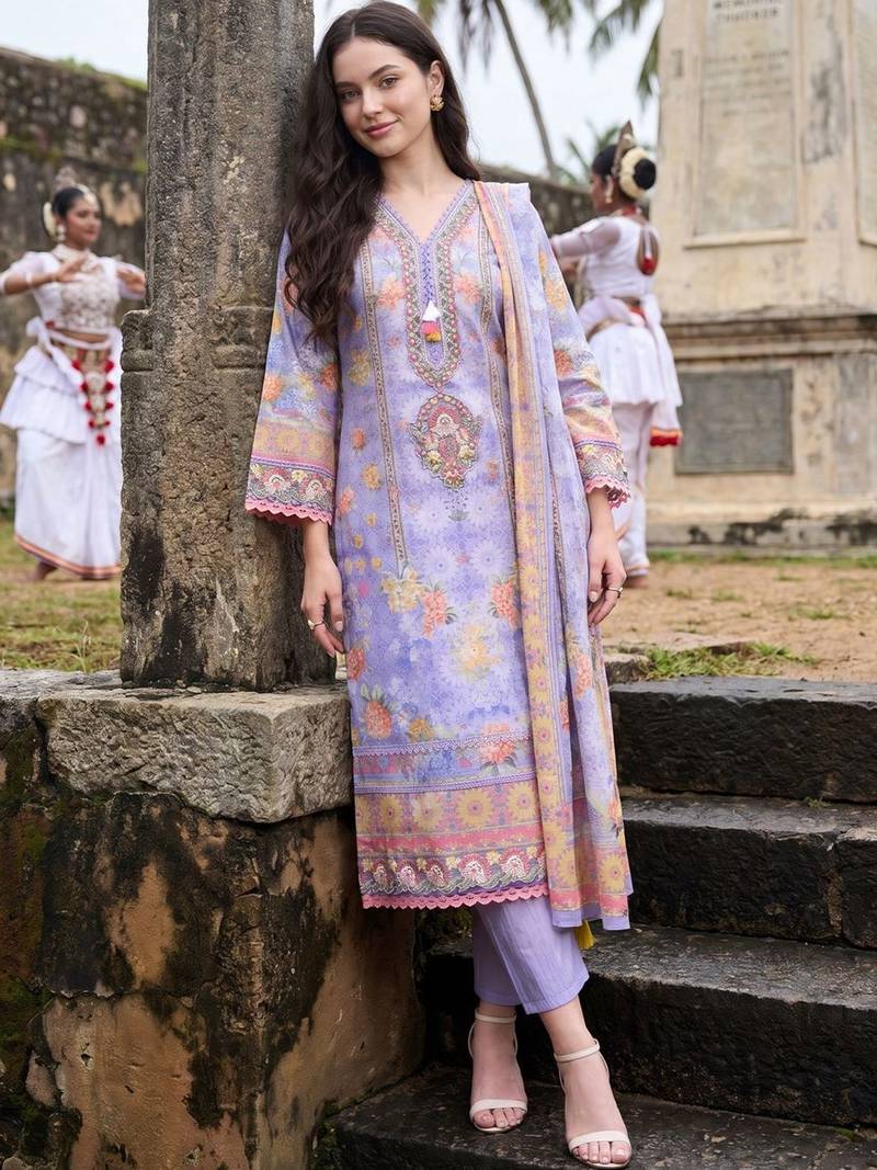 Women Floral Printed Regular Thread Work Linen Kurta with Trousers & With Dupatta