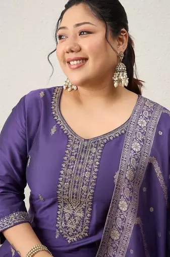 Plus Size Embroidered Regular Kurta with Trousers & With Dupatta