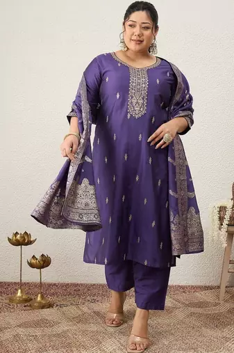 Plus Size Embroidered Regular Kurta with Trousers & With Dupatta