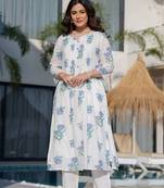 Floral Printed Round Neck Panelled A-Line  Cotton Kurta With Trousers