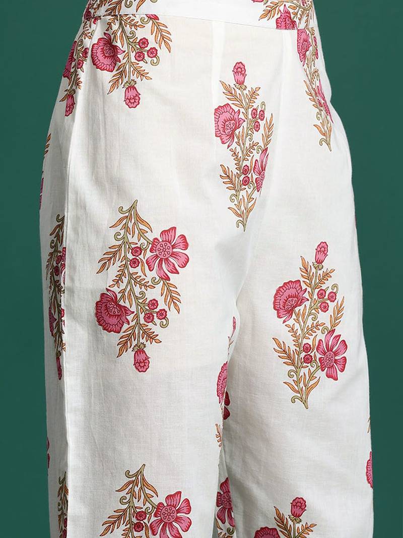 Women Floral Printed Pure Cotton Kurta with Trousers