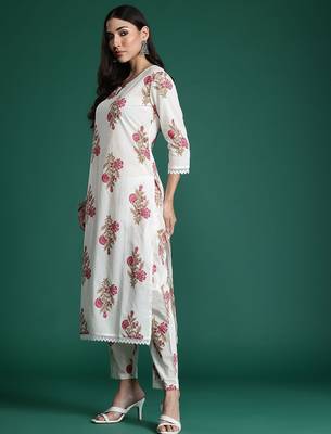 Women Floral Printed Pure Cotton Kurta with Trousers 5