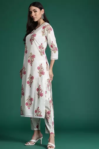 Women Floral Printed Pure Cotton Kurta with Trousers
