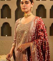Women Ethnic Motifs Embroidered Regular Sequinned Kurta Set With Dupatta