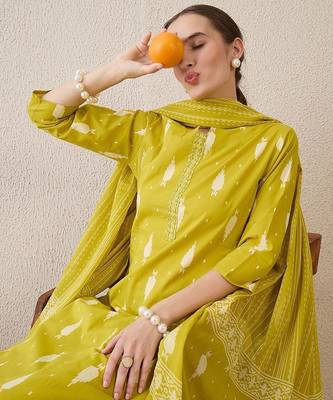 Floral Printed Notch Neck Sequinned  Cotton Kurta & Trousers & Dupatta 7