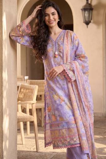 Women Floral Printed Regular Linen Kurta with Trousers & With Dupatta