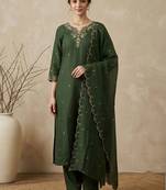 Women Ethnic Motifs Embroidered Regular Thread Work Kurta with Trousers & With Dupatta