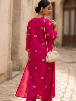 Women Ethnic Motifs Embroidered Regular Thread Work Kurta with Trousers 3