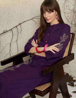 Floral Embroidered Mandarin Collar Thread Work  Cotton Kurta With Trousers 6