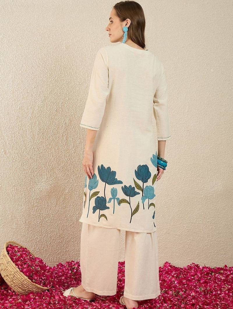 Women Floral Embroidered Regular Thread Work  Cotton Kurta with Palazzos
