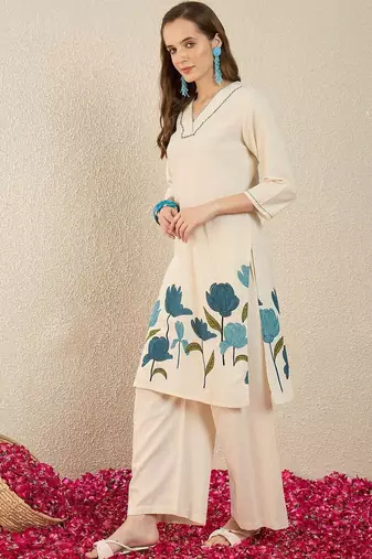 Women Floral Embroidered Regular Thread Work Pure Cotton Kurta with Palazzos