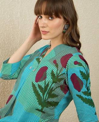 Floral Printed  Cotton A Line Kurta With Trousers 2