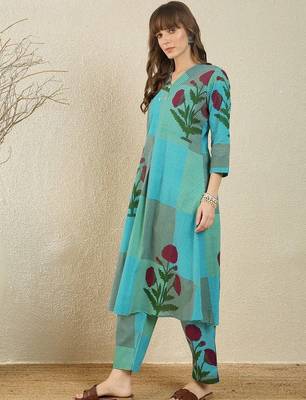 Floral Printed  Cotton A Line Kurta With Trousers 3
