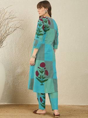 Floral Printed  Cotton A Line Kurta With Trousers 4