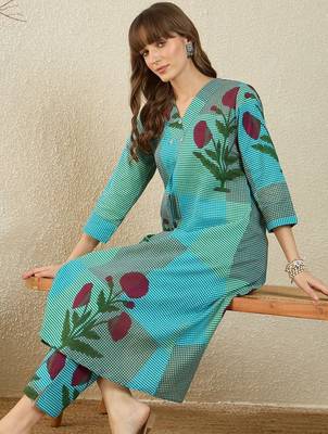 Floral Printed  Cotton A Line Kurta With Trousers 6