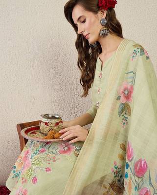 Women Floral Embroidered Thread Work  Cotton Kurta with Trousers & Dupatta 2