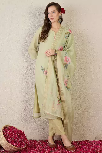 Women Floral Embroidered Thread Work  Cotton Kurta with Trousers & Dupatta