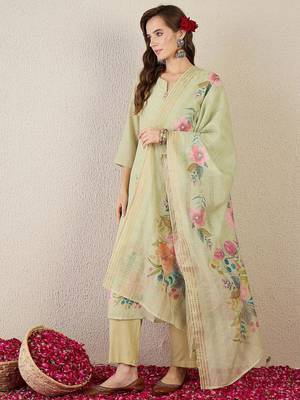 Women Floral Embroidered Thread Work  Cotton Kurta with Trousers & Dupatta 4