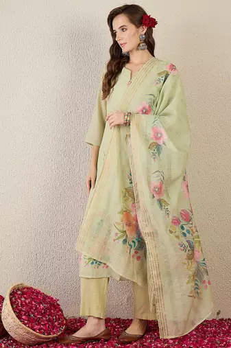 Women Floral Embroidered Thread Work  Cotton Kurta with Trousers & Dupatta