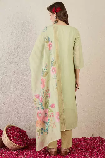 Women Floral Embroidered Thread Work  Cotton Kurta with Trousers & Dupatta