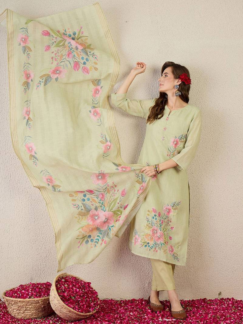 Women Floral Embroidered Thread Work  Cotton Kurta with Trousers & Dupatta