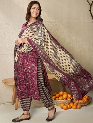 Floral Printed V Neck  Cotton Kurta With Salwar & Dupatta 5
