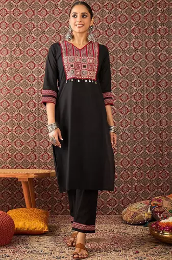 Women Ethnic Motifs Black Printed  Cotton Kurta with Trousers & Dupatta
