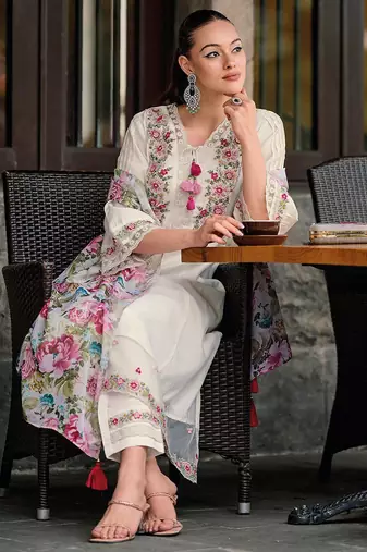 Floral Embroidered Thread Work A-Line Kurta With Trousers & Dupatta