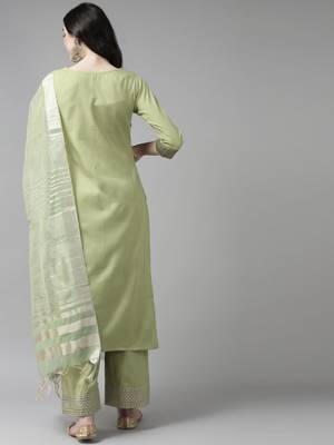 Women Green Yoke Design Regular Republic Day Kurta with Palazzos & Dupatta 6