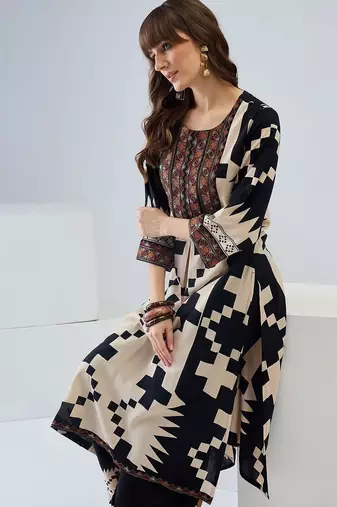 Women Printed Regular Thread Work Kurta with Palazzos