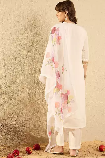 Women Floral Embroidered Regular Thread Work Kurta with Trousers & With Dupatta