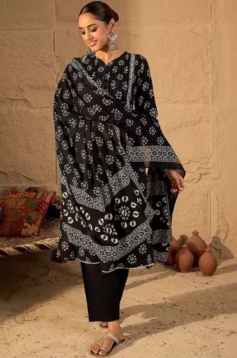 Women Ethnic Motifs Printed Regular  Cotton Kurta with Trousers & With Dupatta