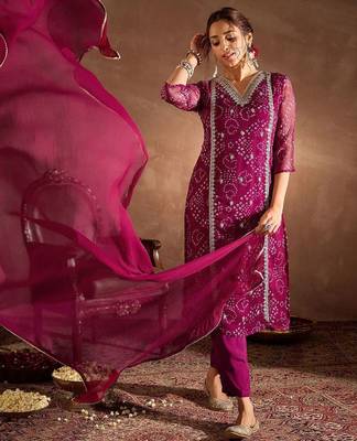 Bandhani Printed V-Neck Zari Silk Chiffon Straight Kurta With Trousers & Dupatta 5