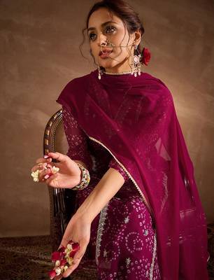 Bandhani Printed V-Neck Zari Silk Chiffon Straight Kurta With Trousers & Dupatta 7