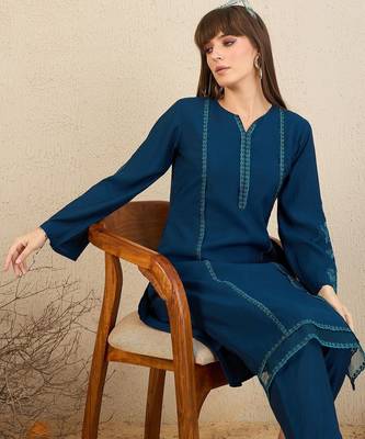 Ethnic Motifs Embroidered Flared Sleeves Notch Neck Straight Kurta with Trousers 5