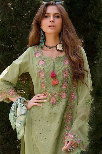 Women Floral Embroidered Sequinned Cotton Kurta with Trousers & Dupatta
