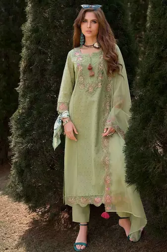 Women Floral Embroidered Regular Sequinned Cotton Kurta with Trousers & Dupatta